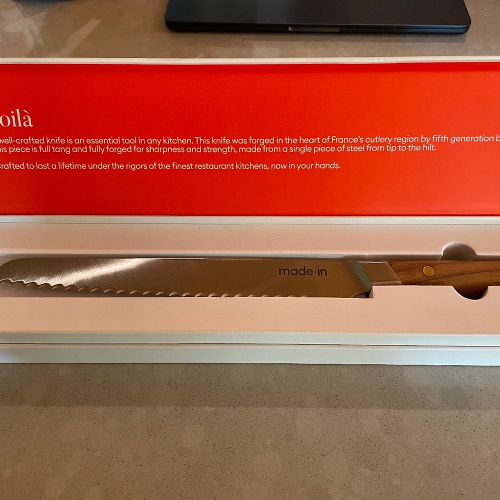 Made-in Bread Knife - Olive Wood